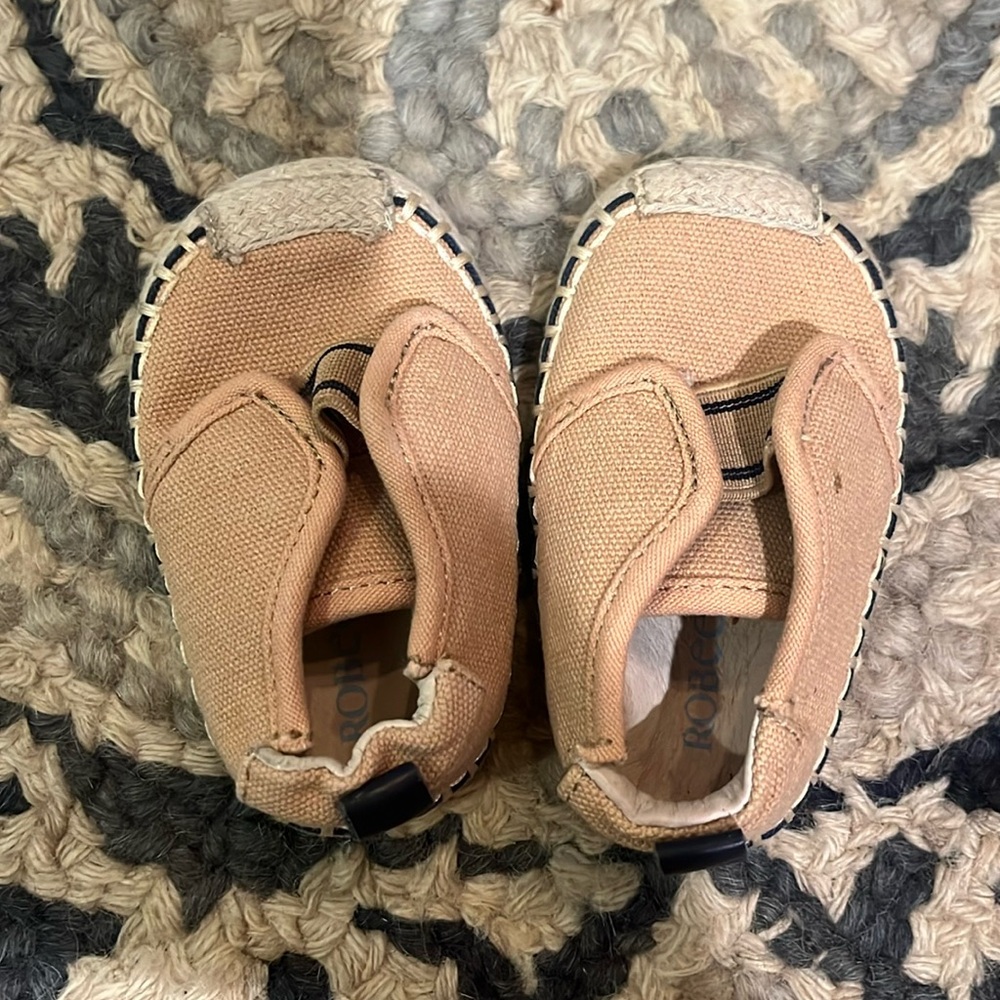 6-9 months infant boys Robeez